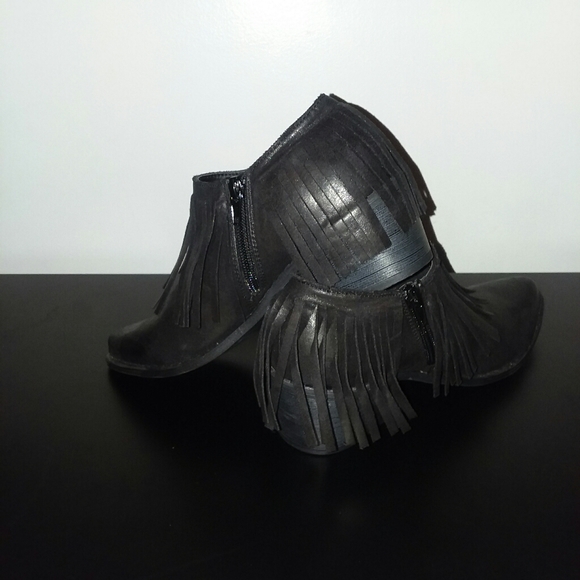 Coconuts By Matisse Bayou Bootie - Picture 2 of 7